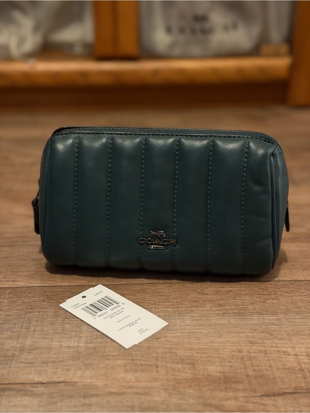 rare htf coach quilted cosmetic case 17 - forest green